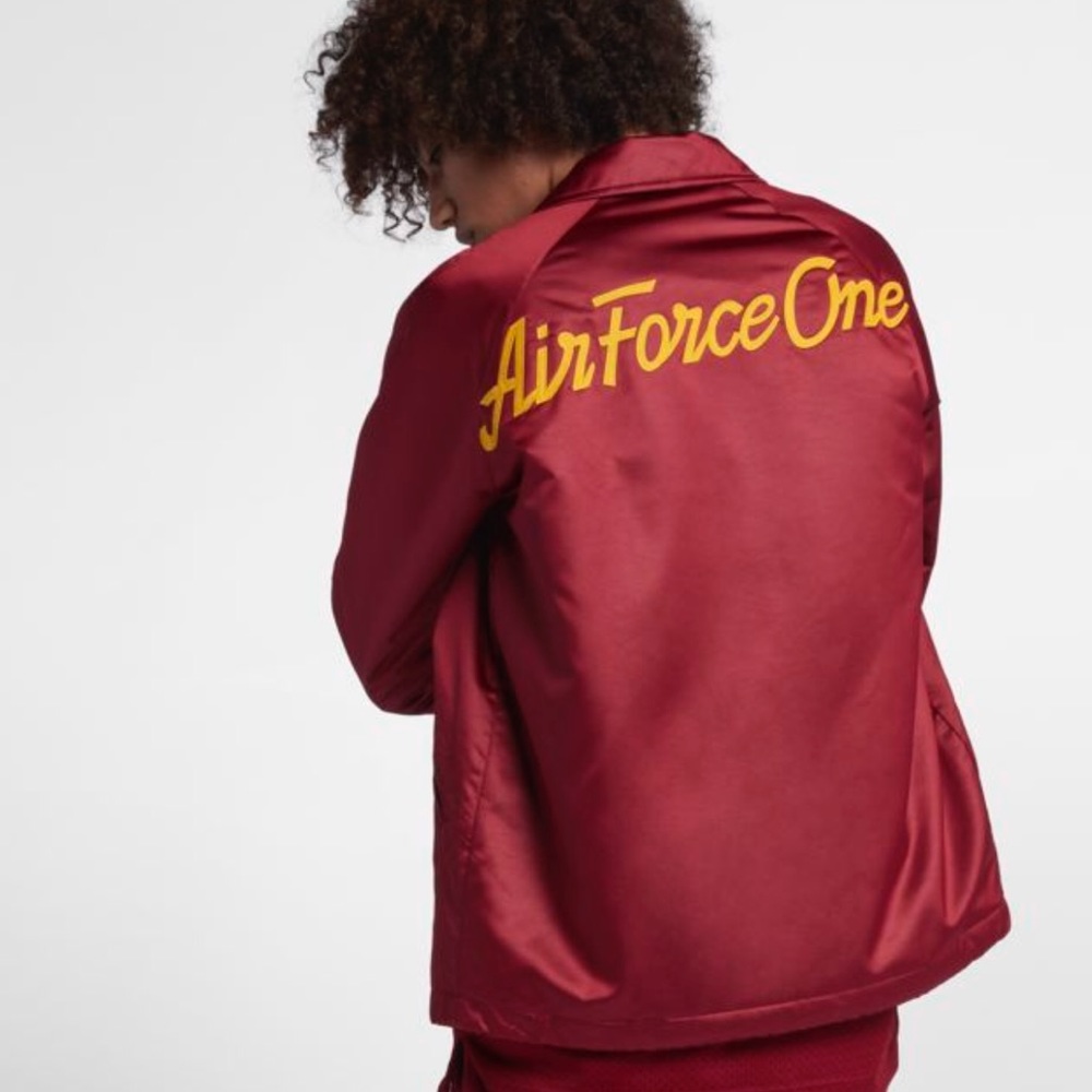 🏀Nike - New Air Force One Coach Jacket🏀 - Picture 4 of 8